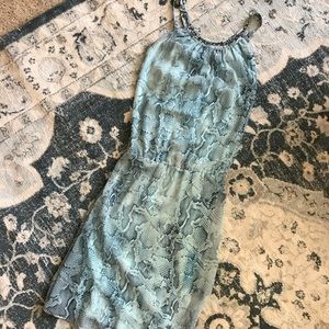 White House Black Market Cross Back Dress